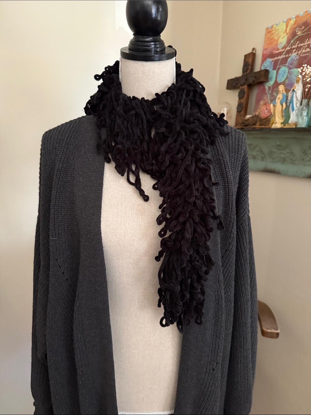 90’s VTG | Shaggy Chenille Loop Scarf